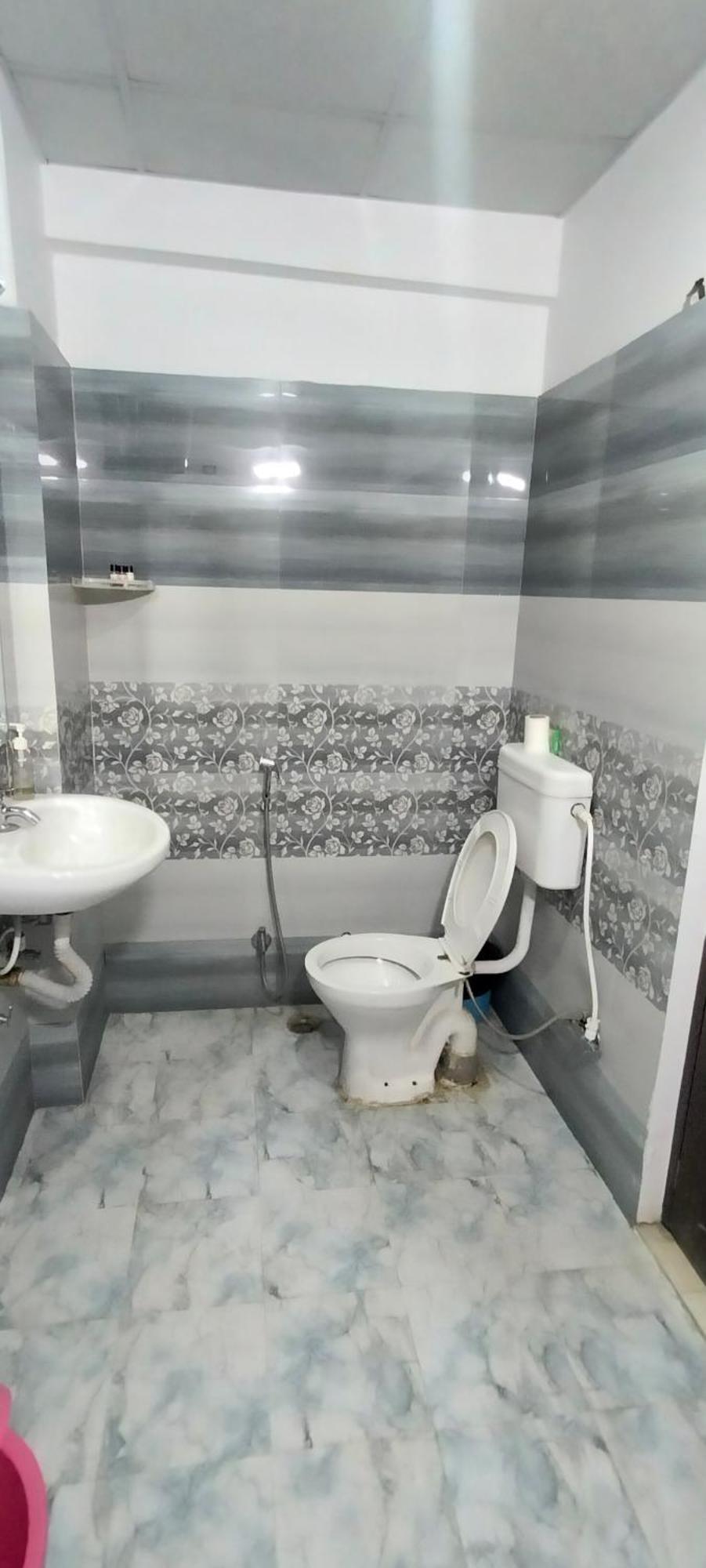 Hotel Aman Residency Prayagraj Exterior foto